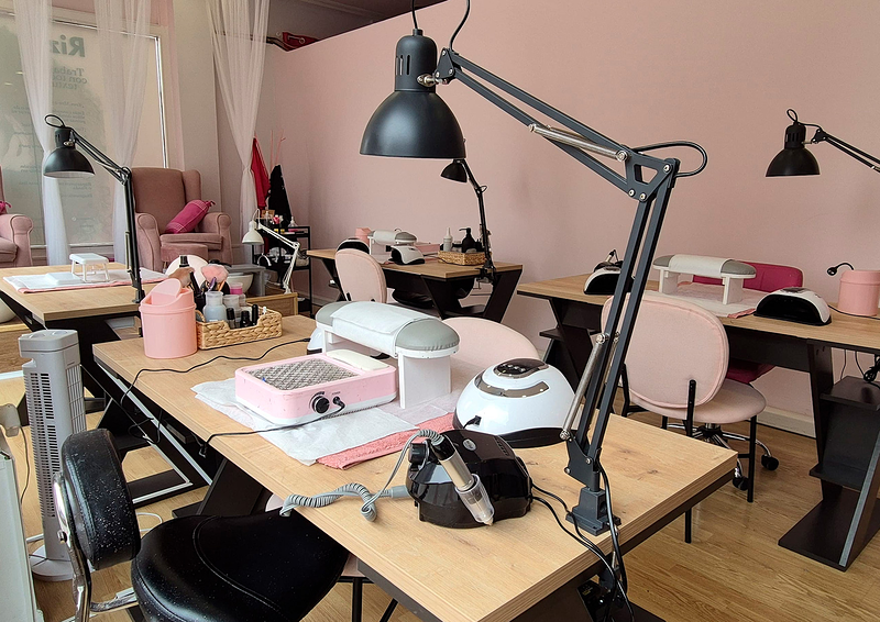 Natalia Rodríguez Academy Curly - Hair - Nails - Skin 4