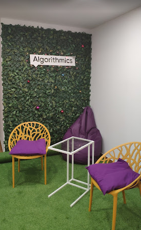 Algorithmics Bilbao. Escuela De Programación Para Niñ@s Y Jóvenes A Partir De 5 Años. 9