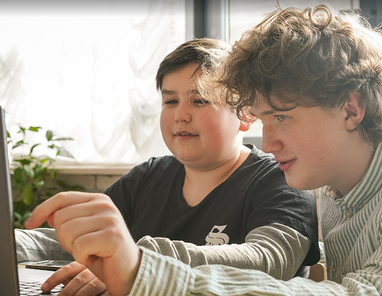 Algorithmics Bilbao. Escuela De Programación Para Niñ@s Y Jóvenes A Partir De 5 Años. 3