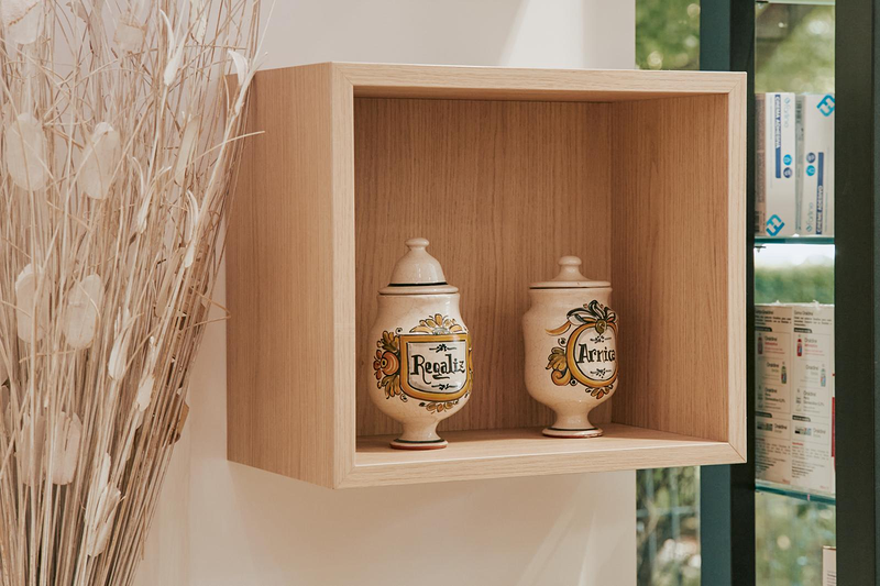 Farmacia del Metro 8