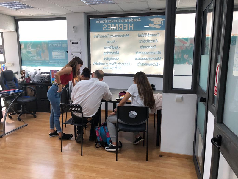 Academia Hermes Teatinos Cambridge 3