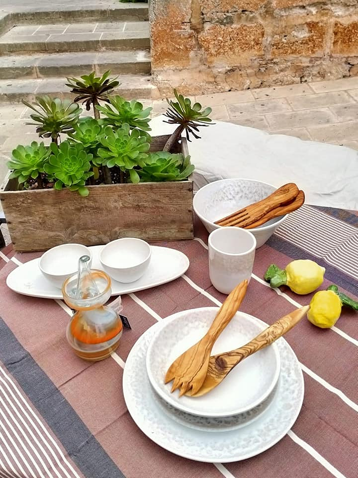 Ca Na Mel Ceramics Shop 2