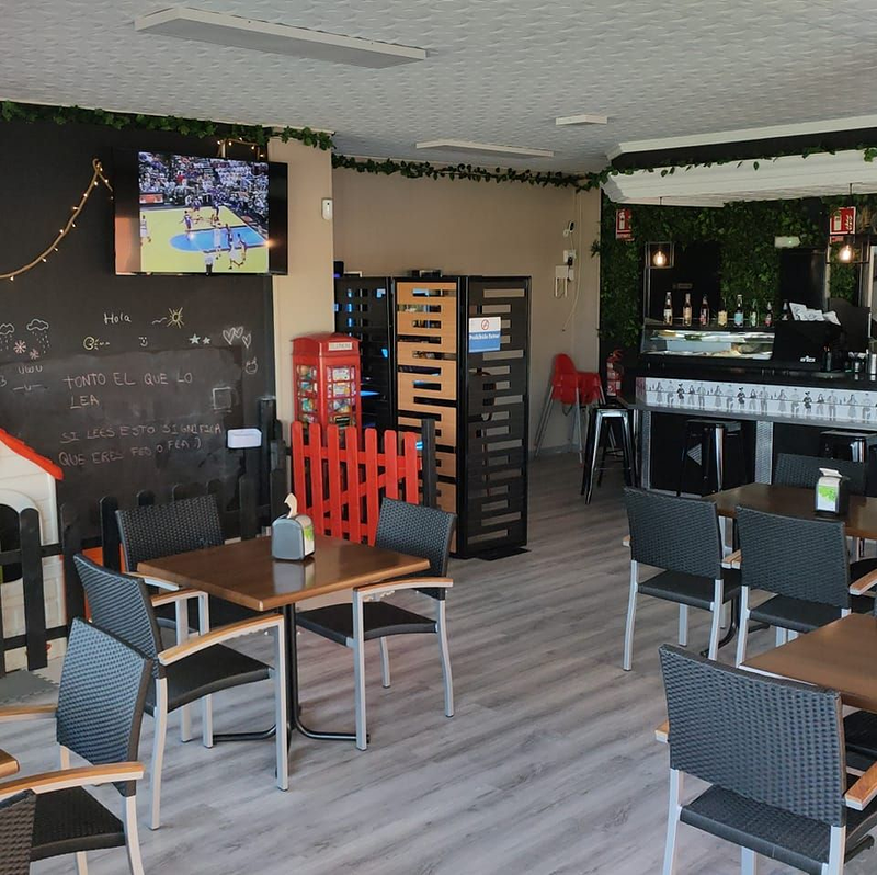 Laroye Caf&eacute; CAFETERIAS