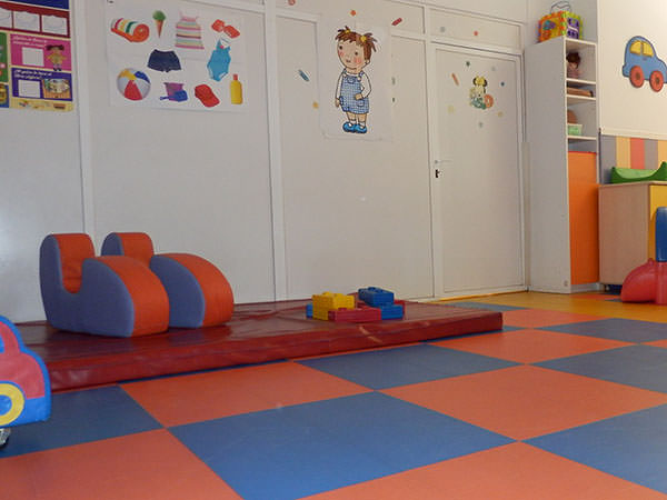 Guarder&iacute;a Las Rosas 7