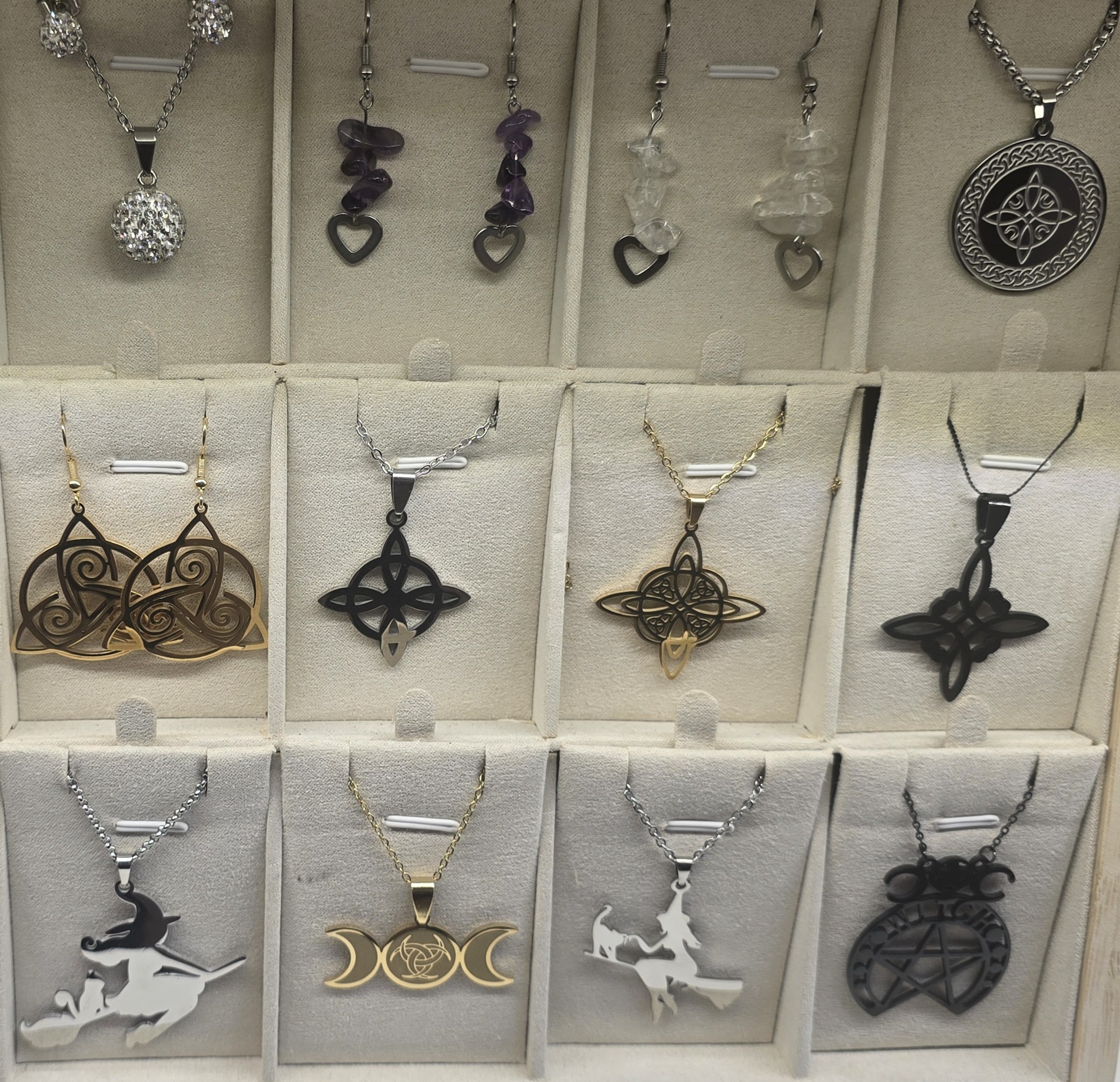 El mundo mágico de diosa luna 19