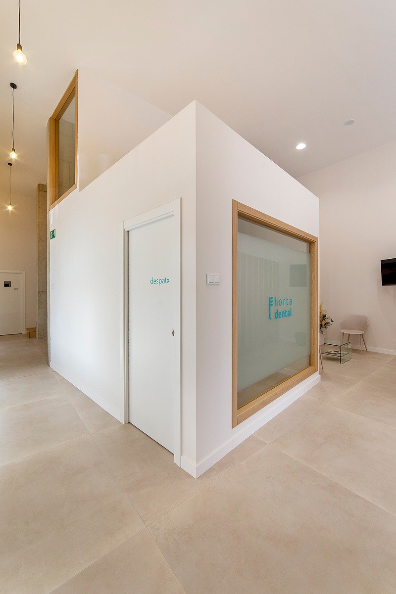 L&acute;HORTA DENTAL 10