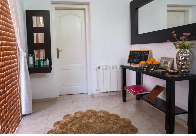 Villa Rosa Sitges APARTAMENTOS TURISTICOS Y CASAS DE VACACIONES: ALQUILER