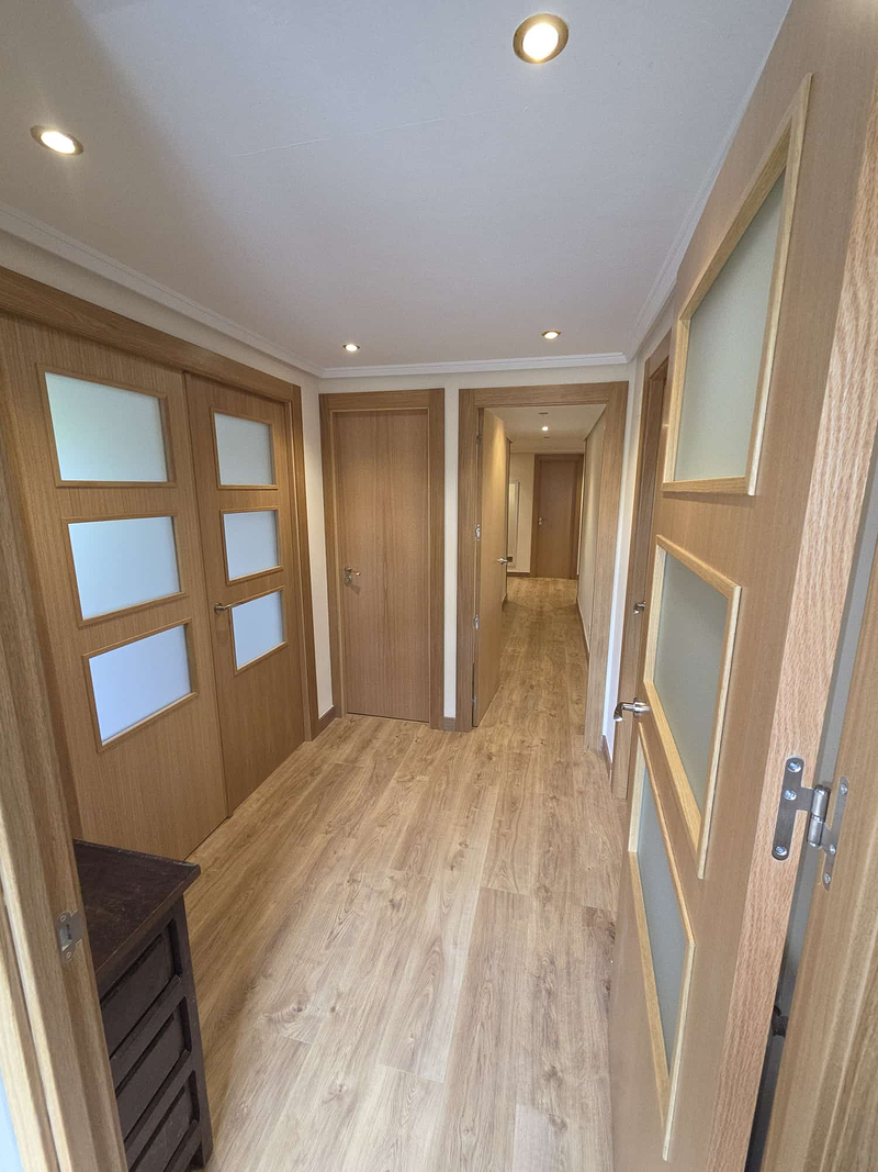 Parquets R.T. PARQUES TARIMAS Y SUELOS DE MADERA: INSTALADORES