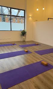 Ana Barbero centro integral Pilates y Yoga 6