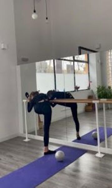 Ana Barbero centro integral Pilates y Yoga 10