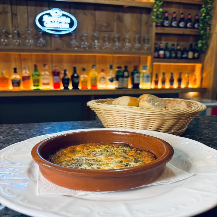 Tu Lugar Brasas y Tapas 24