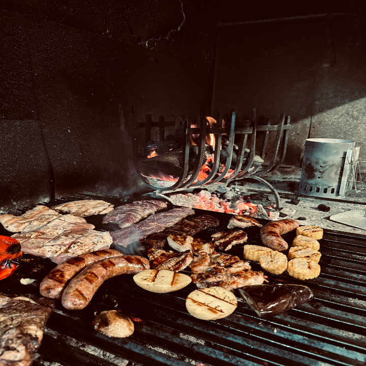 Tu Lugar Brasas y Tapas 12