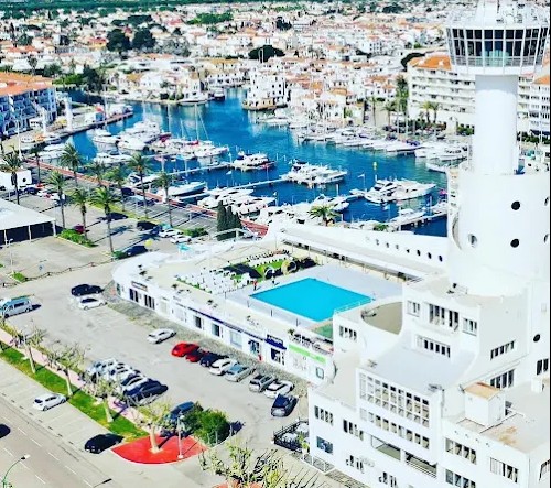 Fit N&agrave;utic - Priv&eacute; Lounge Pool 7