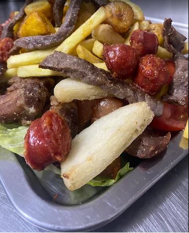 Columbia Caf&eacute; 11