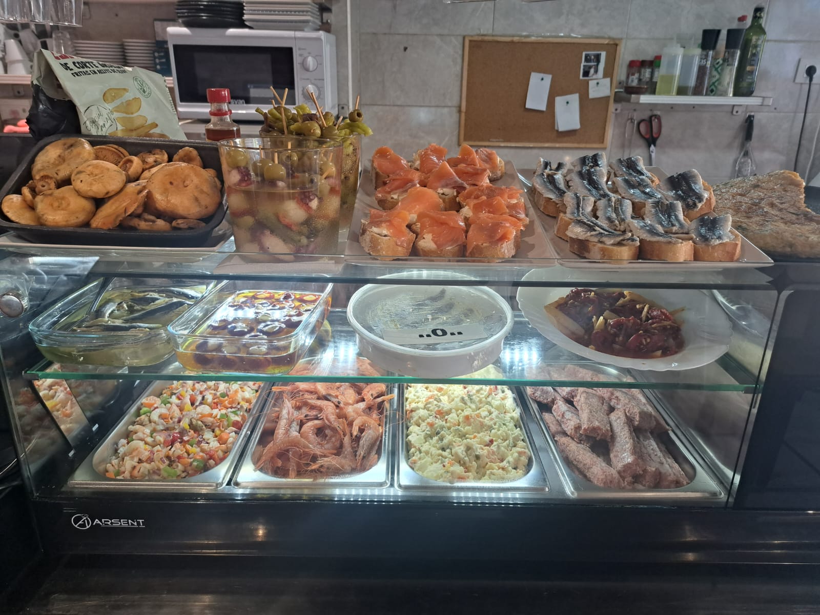 Vermuter&iacute;a A&C 9