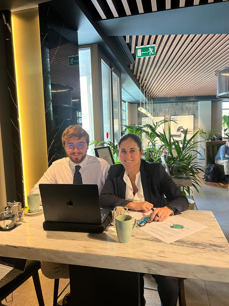 Cblingua Traductores Jurados 27