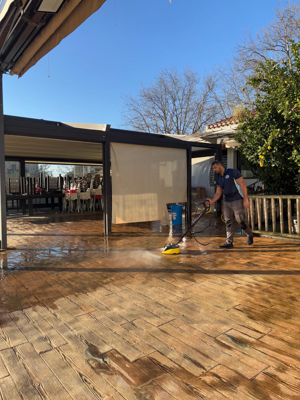 Empresa de Limpieza Blitzclean Services 17