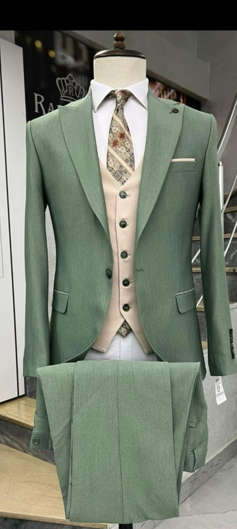 Aristocrat 8