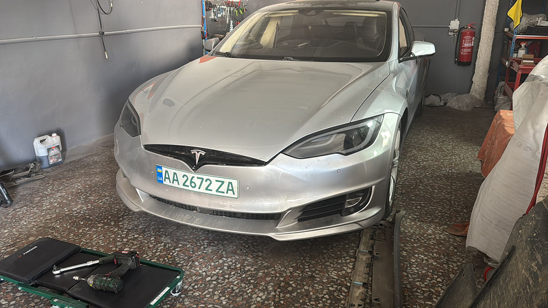 Autogaraje №1 Tesla Service 27