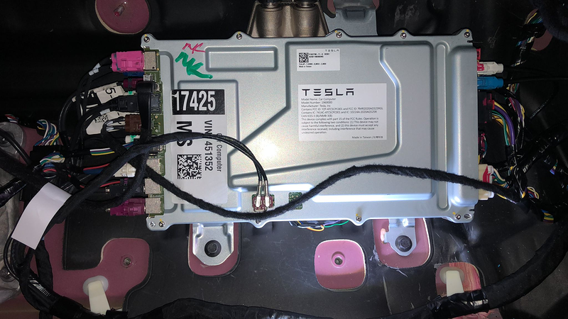 Autogaraje №1 Tesla Service 33