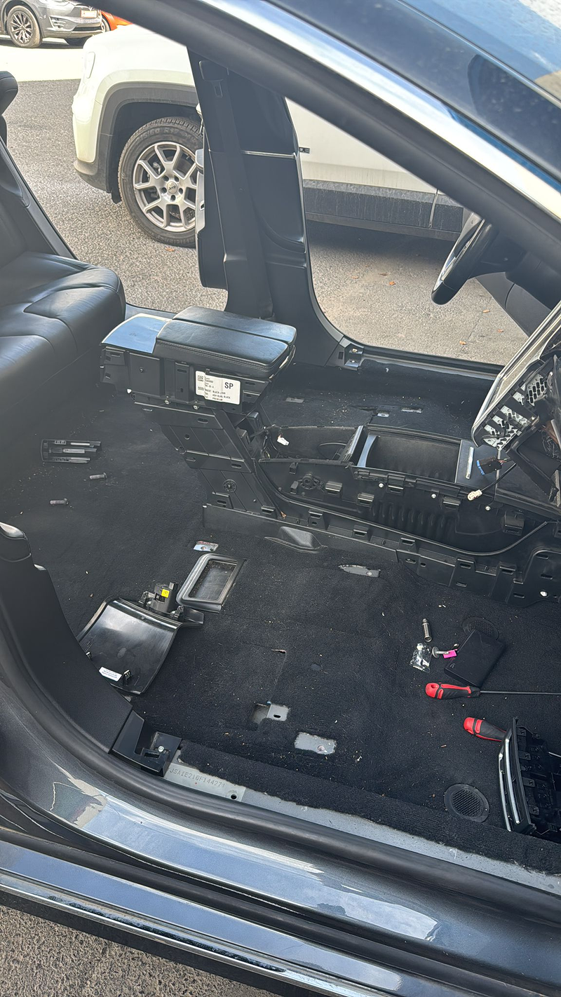 Autogaraje №1 Tesla Service 53