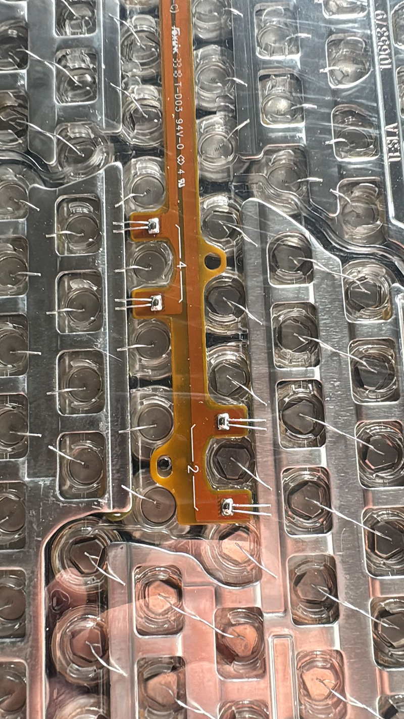 Autogaraje №1 Tesla Service 21