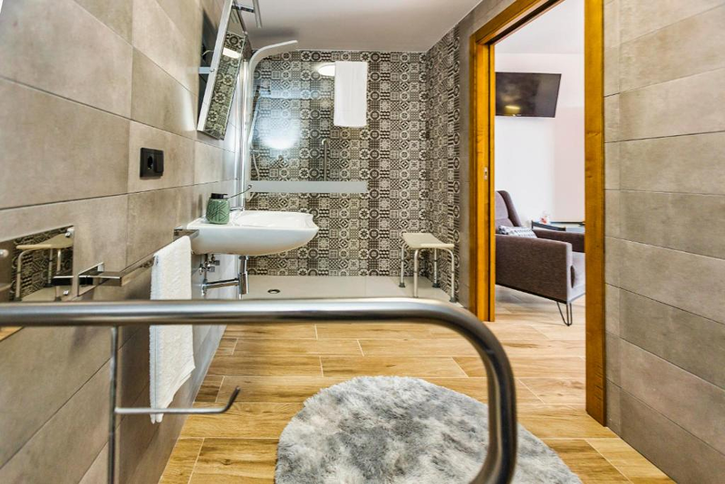 Pensi&oacute;n Tur&iacute;stica A Fontana 8