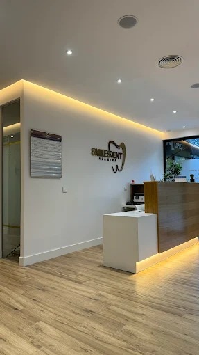 Cl&iacute;nica SmilesDent Alameda 6