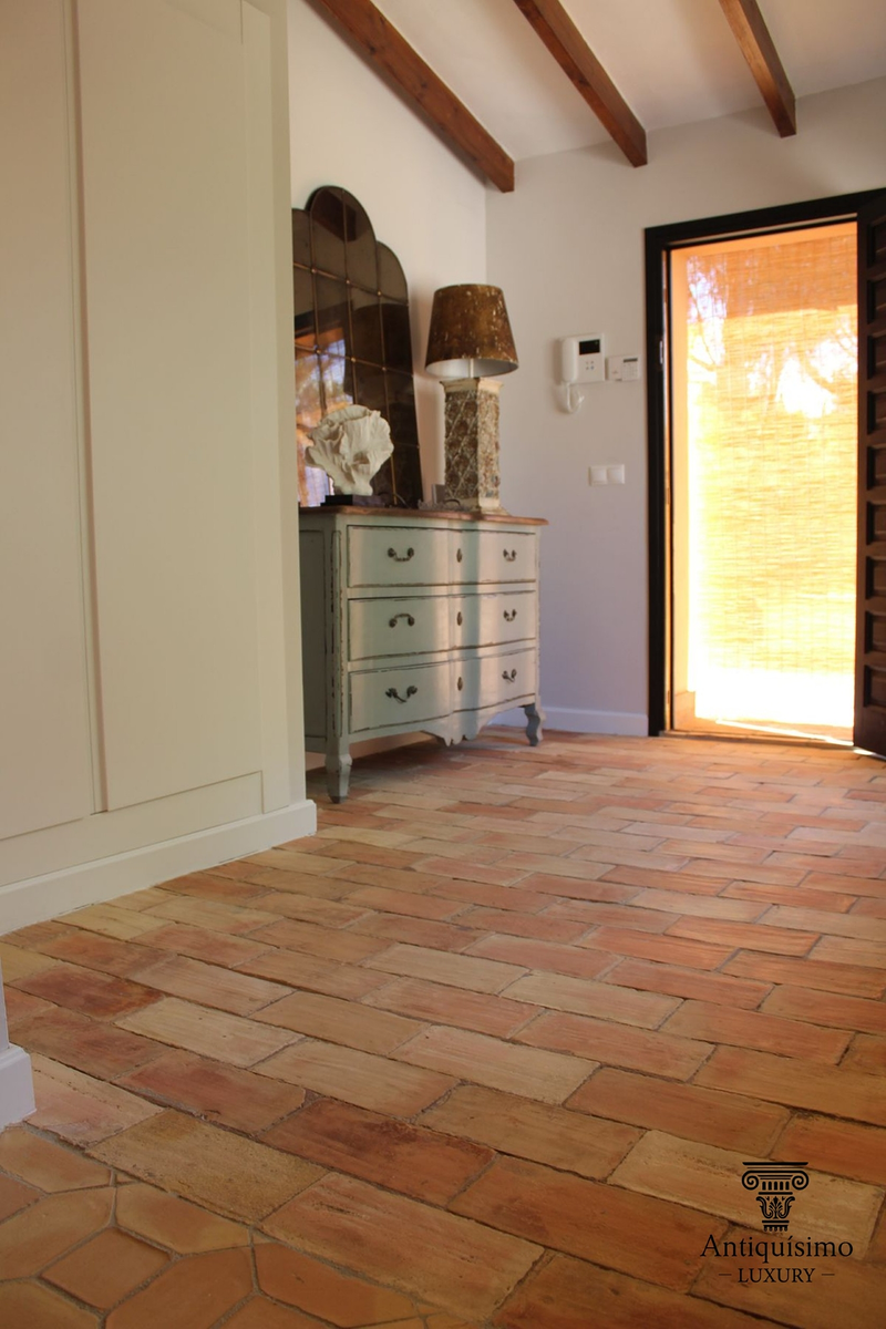 Antiqu&iacute;simo Luxury 10