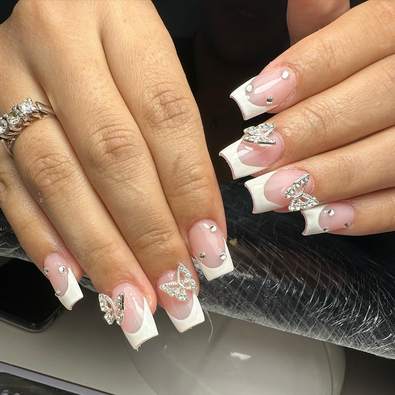 Deluxe Nails & More By Lis 2
