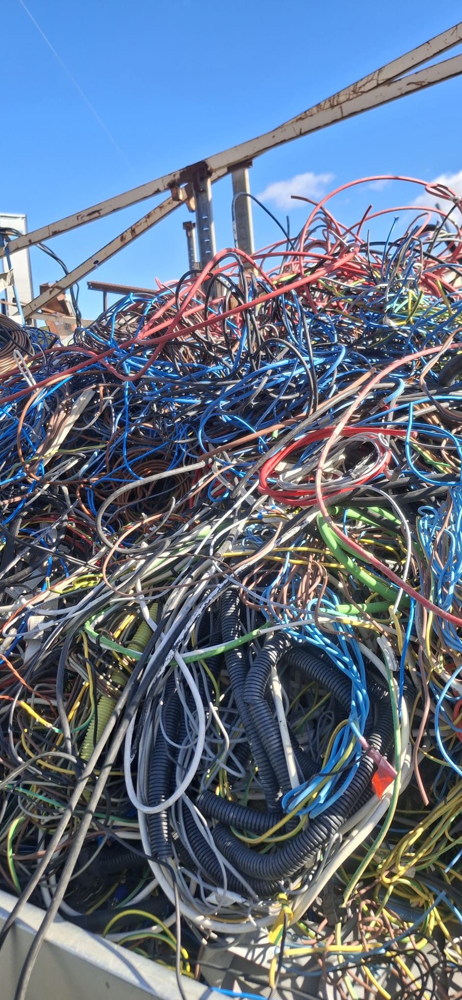 Chatarrer&iacute;a Dylan 5