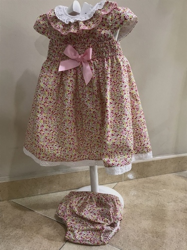 Florister&iacute;a y Complementos Azucena 11