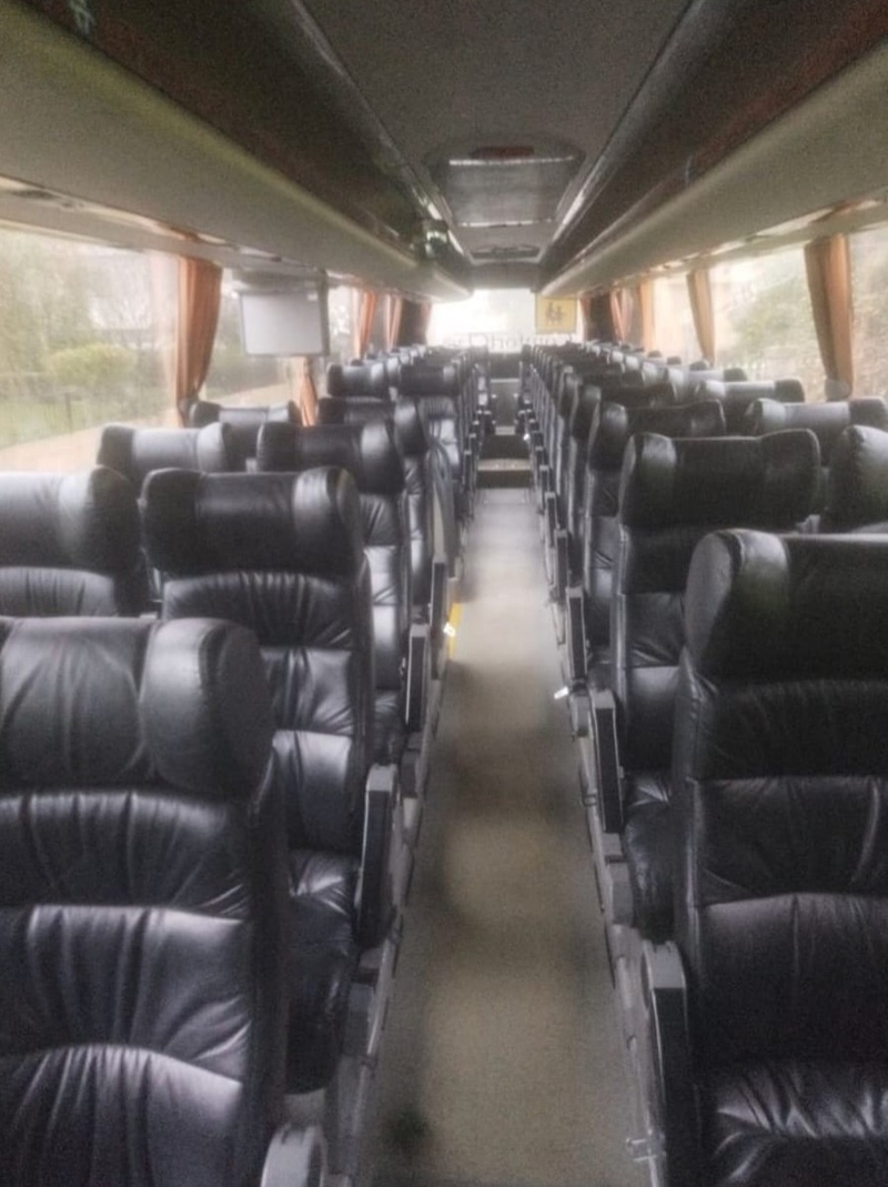 Autocares Calahorra S.L. AUTOCARES: SERVICIOS Y ALQUILER