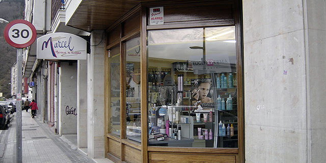 Marcel Suministros De Peluquer&iacute;a PELUQUERIA: SUMINISTROS