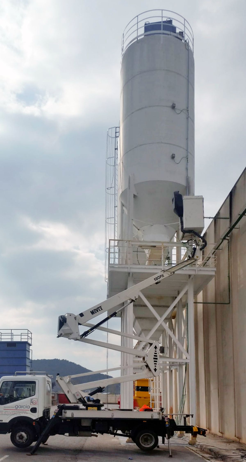 Electricidad y Suministros Garc&iacute;a 13