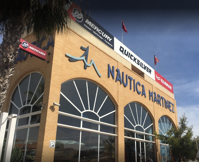 N&aacute;utica Mart&iacute;nez 10