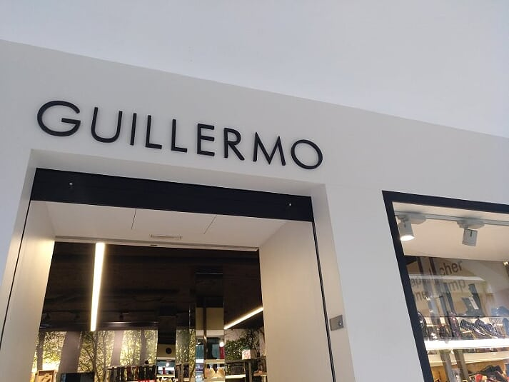 Calzados Guillermo CALZADO DE SEÑORA Y CABALLERO: ESTABLECIMIENTOS