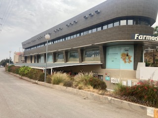 Farmacia El Higuerón ( 365 Días, 13 Horas) 4