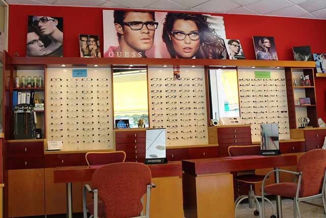 &Oacute;ptica Mil&aacute;n Motril