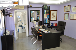 Clínica dental Dr. Carlos Mesa Aguado CLINICAS DENTALES Clínica dental Dr. Carlos Mesa Aguado CLINICAS DENTALES