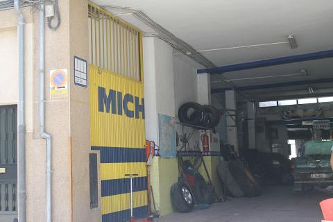 Neumáticos Paco NEUMATICOS: VENTA Y REPARACION