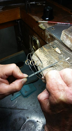 Simó Joieria JOYERIA: ESTABLECIMIENTOS Simó Joieria JOYERIA: ESTABLECIMIENTOS