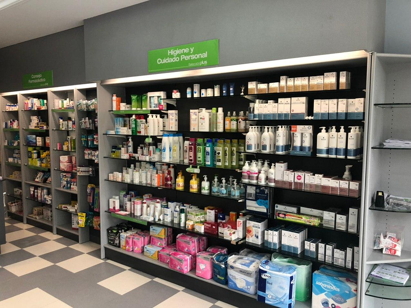 Farmacia & Ortopedia Eiroa Castro 16