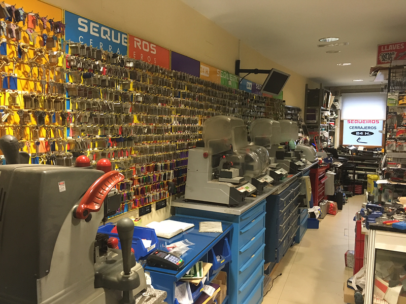 Cerrajer&iacute;a Sequeiros 3