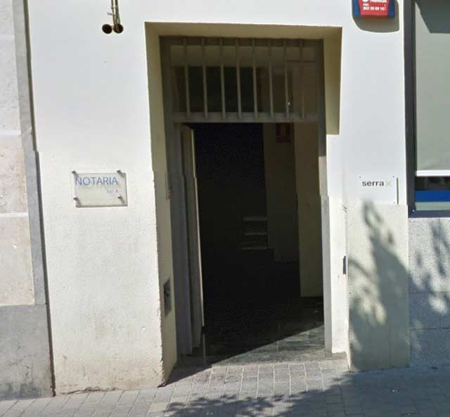 Emilio Gonz&aacute;lez Bou NOTARIOS