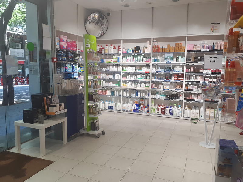 Antigua Farmacia Álvarez-montesinos FARMACIAS