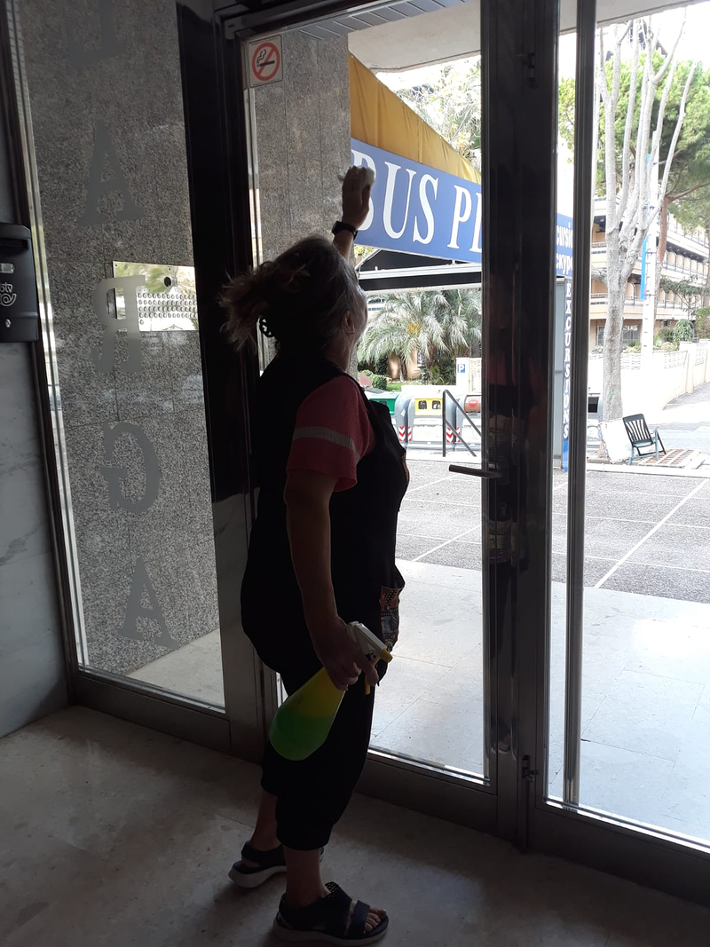 LIMPIEZA CAMBRILS- NURIA NET 9