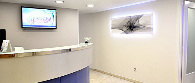 Cl&iacute;nica Dental Dents 3