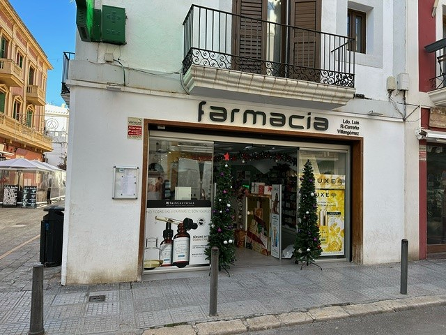 Farmacia Carre&ntilde;o Villang&oacute;mez Ibiza 7