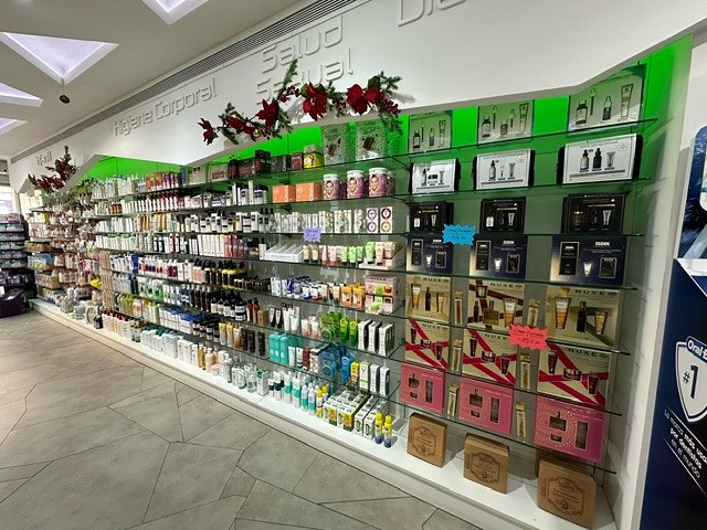 Farmacia Carre&ntilde;o Villang&oacute;mez Ibiza 3